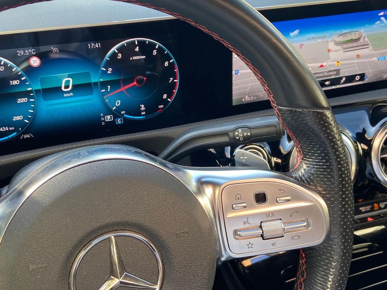 Mercedes-Benz A 250 Premium #50253