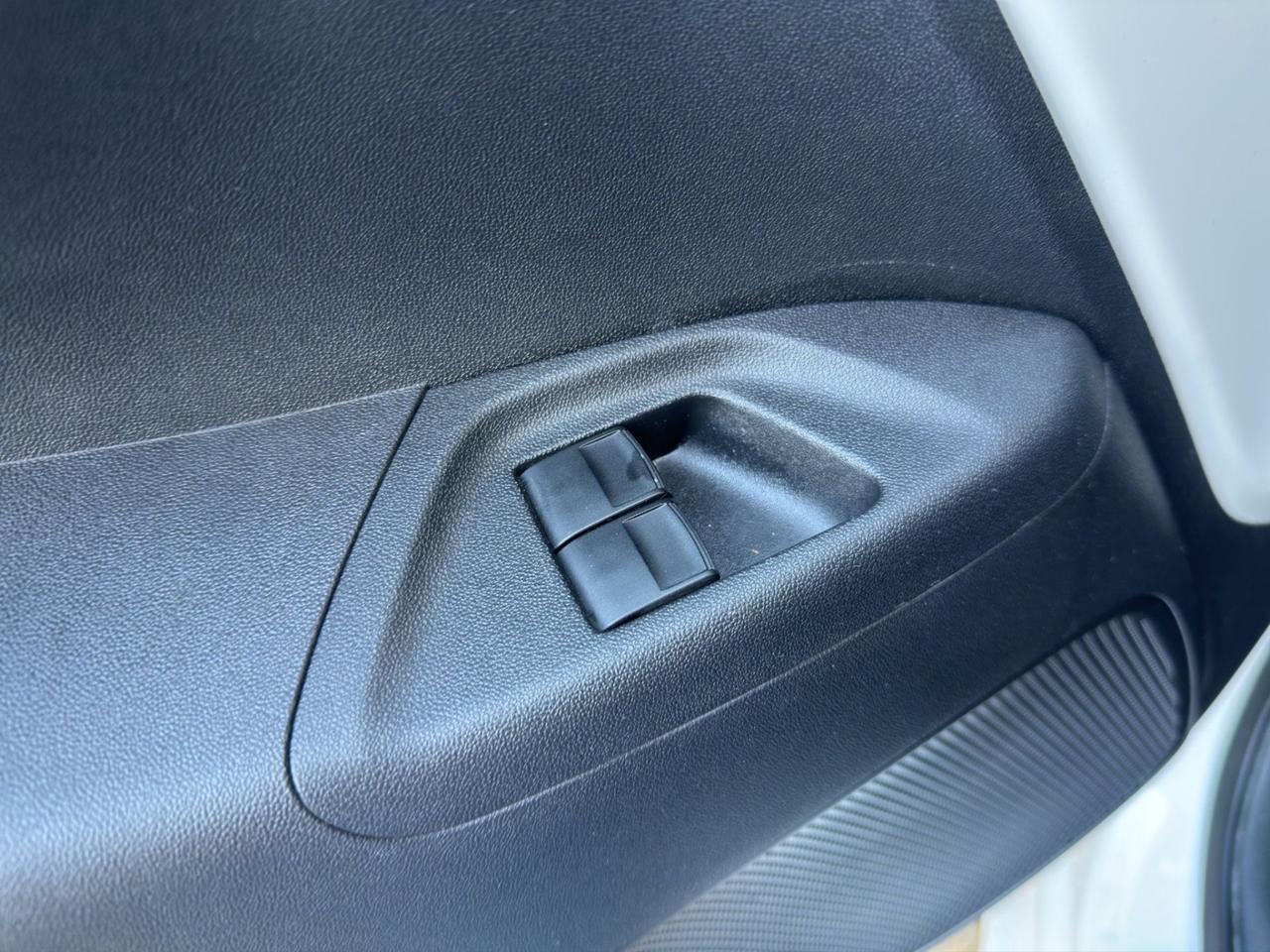 Toyota Aygo 5p 1.0 x-play 72cv