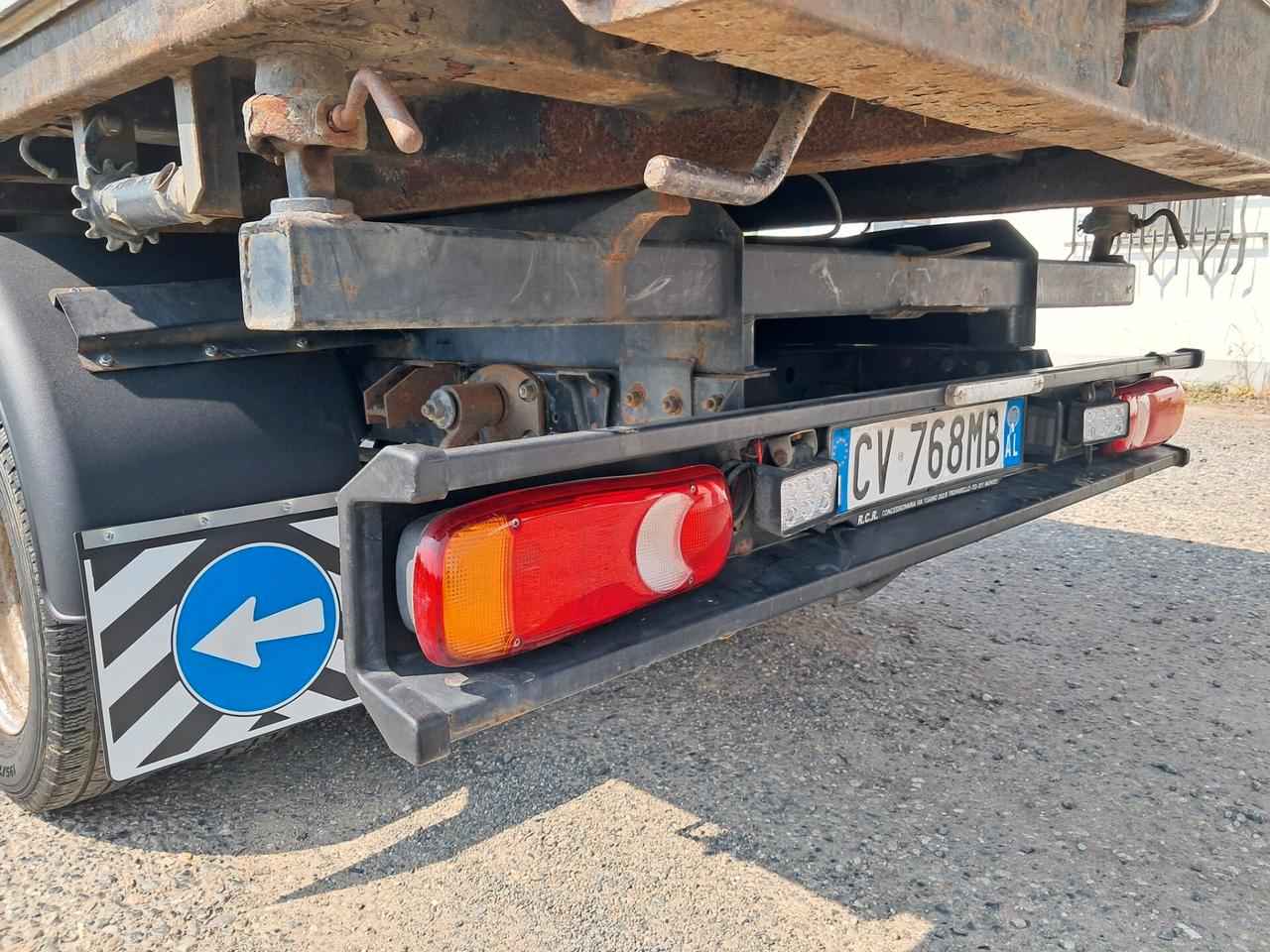 CABSTAR 3.0 RIBALTABILE TRILATERALE