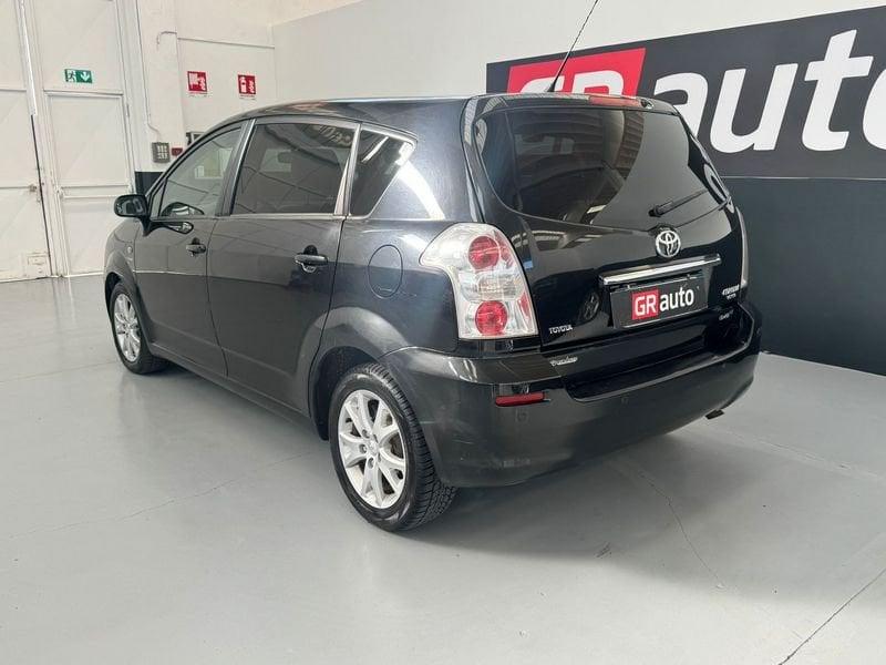 Toyota Corolla Corolla Verso 2.2 16V D-4D DPF MY'08