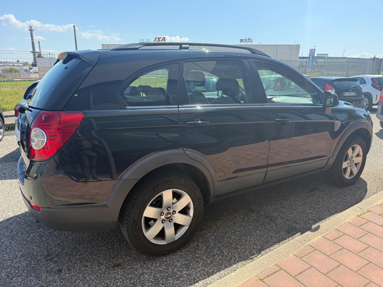 Chevrolet Captiva 2.0 VCDi 2WD 7 POSTI my10"