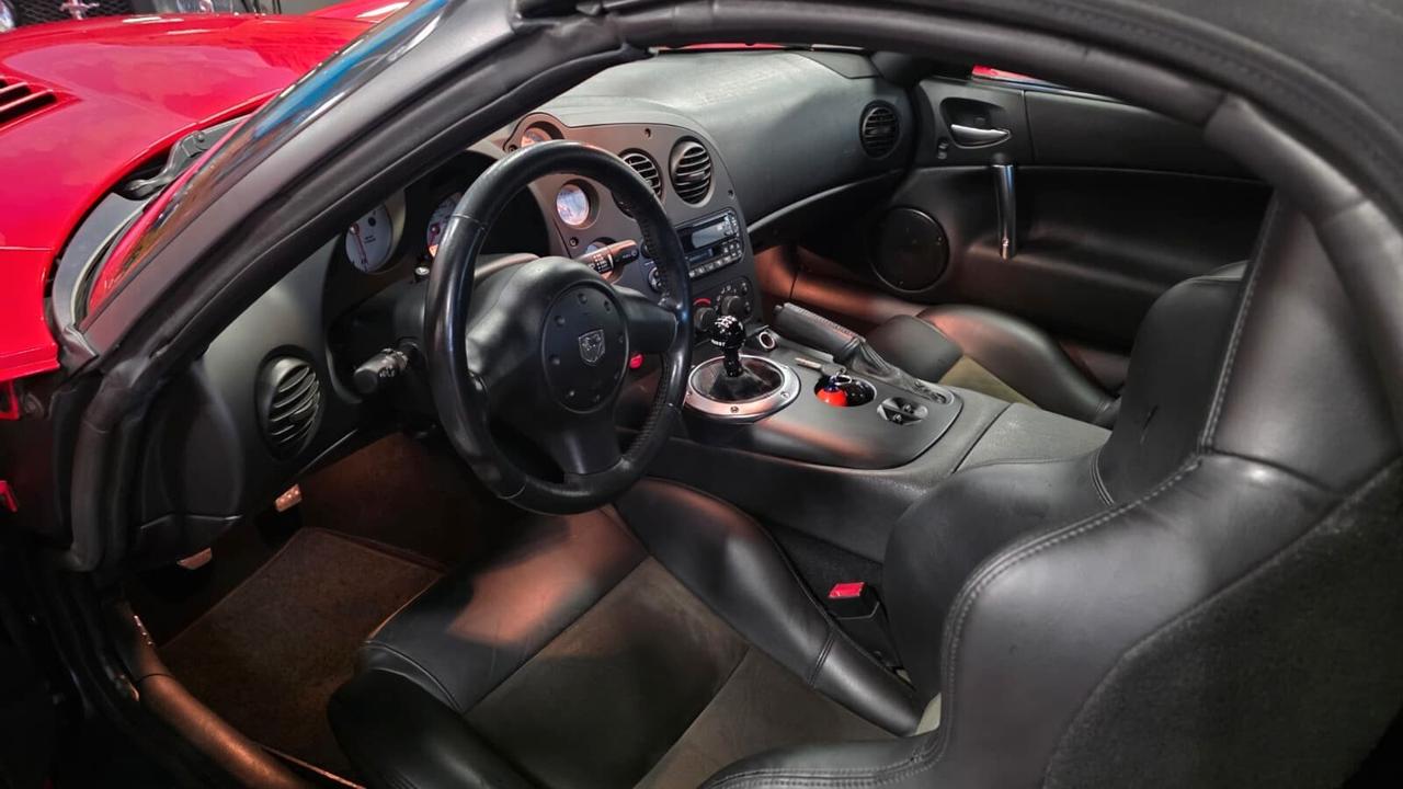 Dodge Viper SRT 10 2004