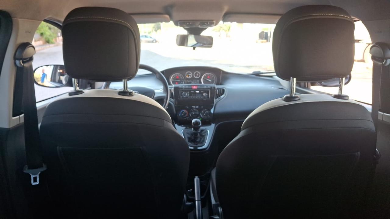 Lancia Ypsilon 1.2 69 CV 5 porte S&S Elefantino