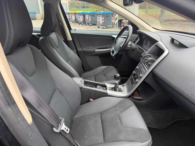 VOLVO XC60 2.4 D 175 CV FWD DRIVe Summum senza lavoro da fare
