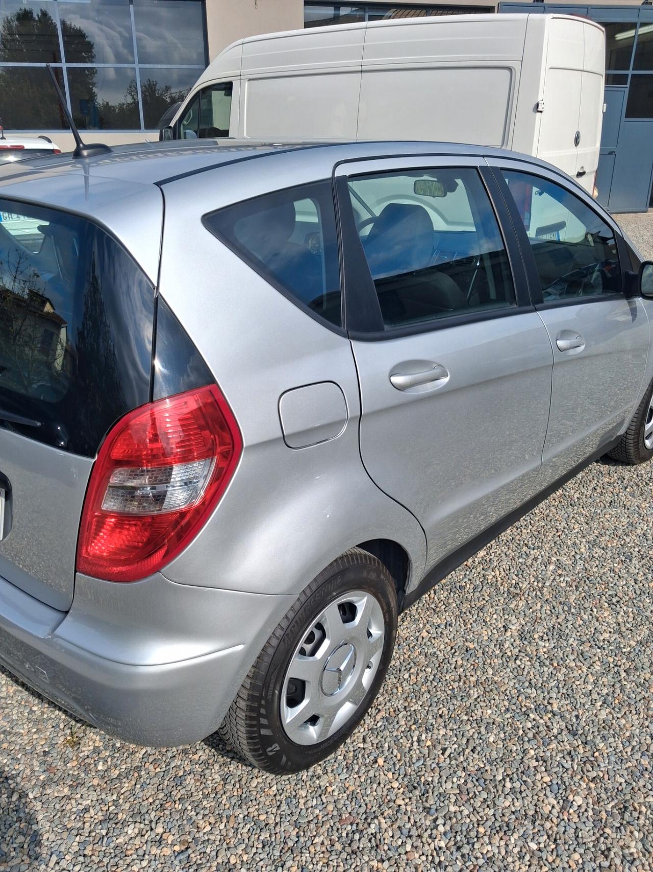 Mercedes-benz A 160 BlueEFFICIENCY Executive
