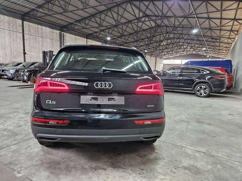 Audi Q5 50 2.0 tfsi e Business quattro 299cv s-tronic