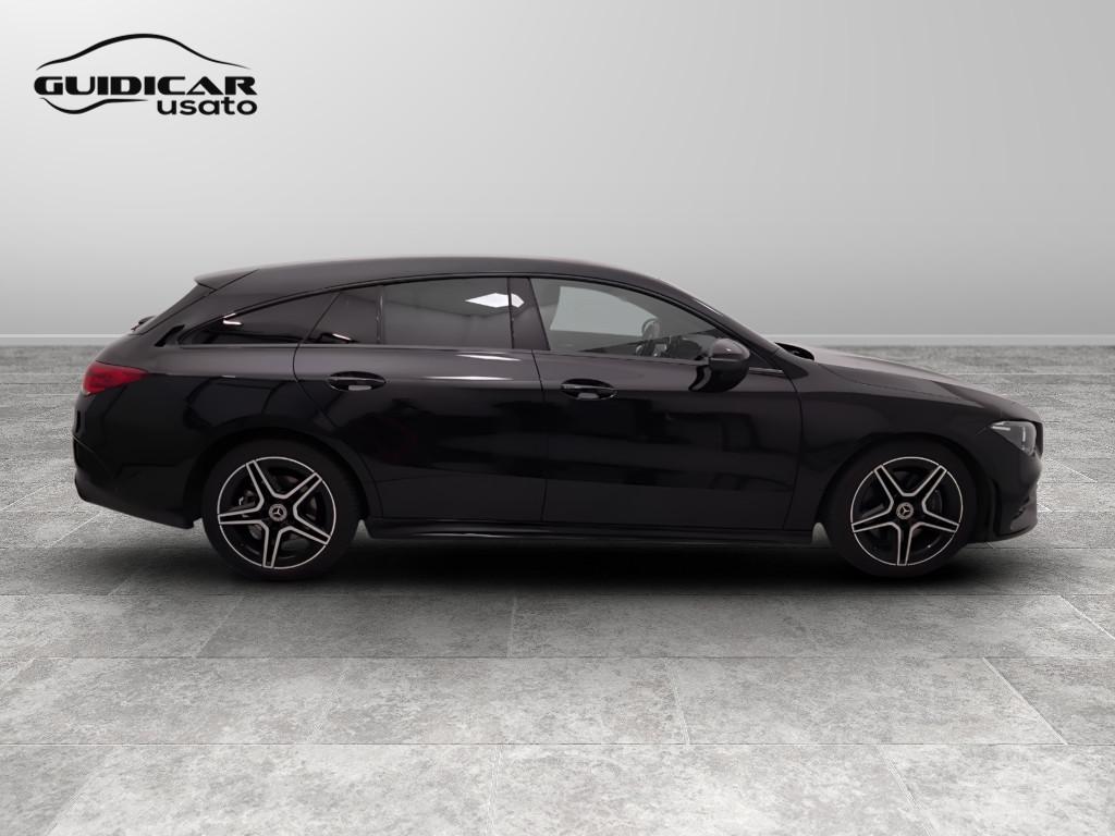 Mercedes-Benz CLA Sh.Brake - X118 - CLA Shooting Brake 200 d Premium auto