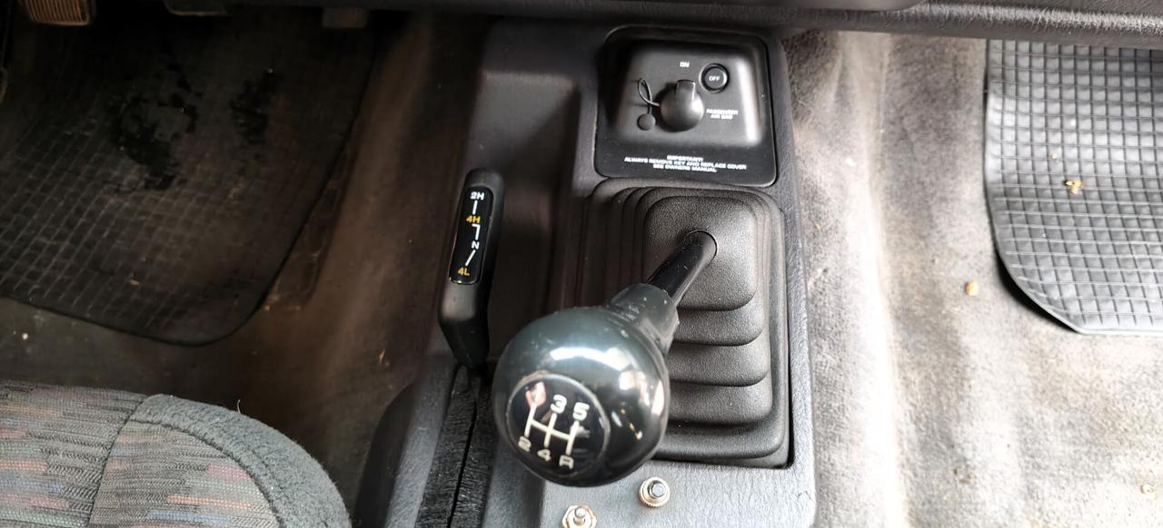 Jeep Wrangler 4.0 Sport ASI 4 posti