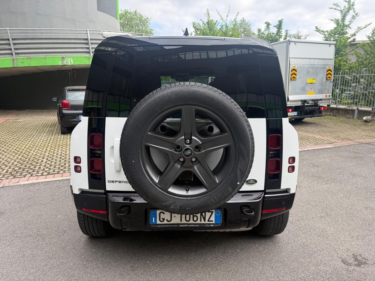 Land Rover Defender 110 3.0D I6 250 CV AWD Auto X-Dynamic HSE