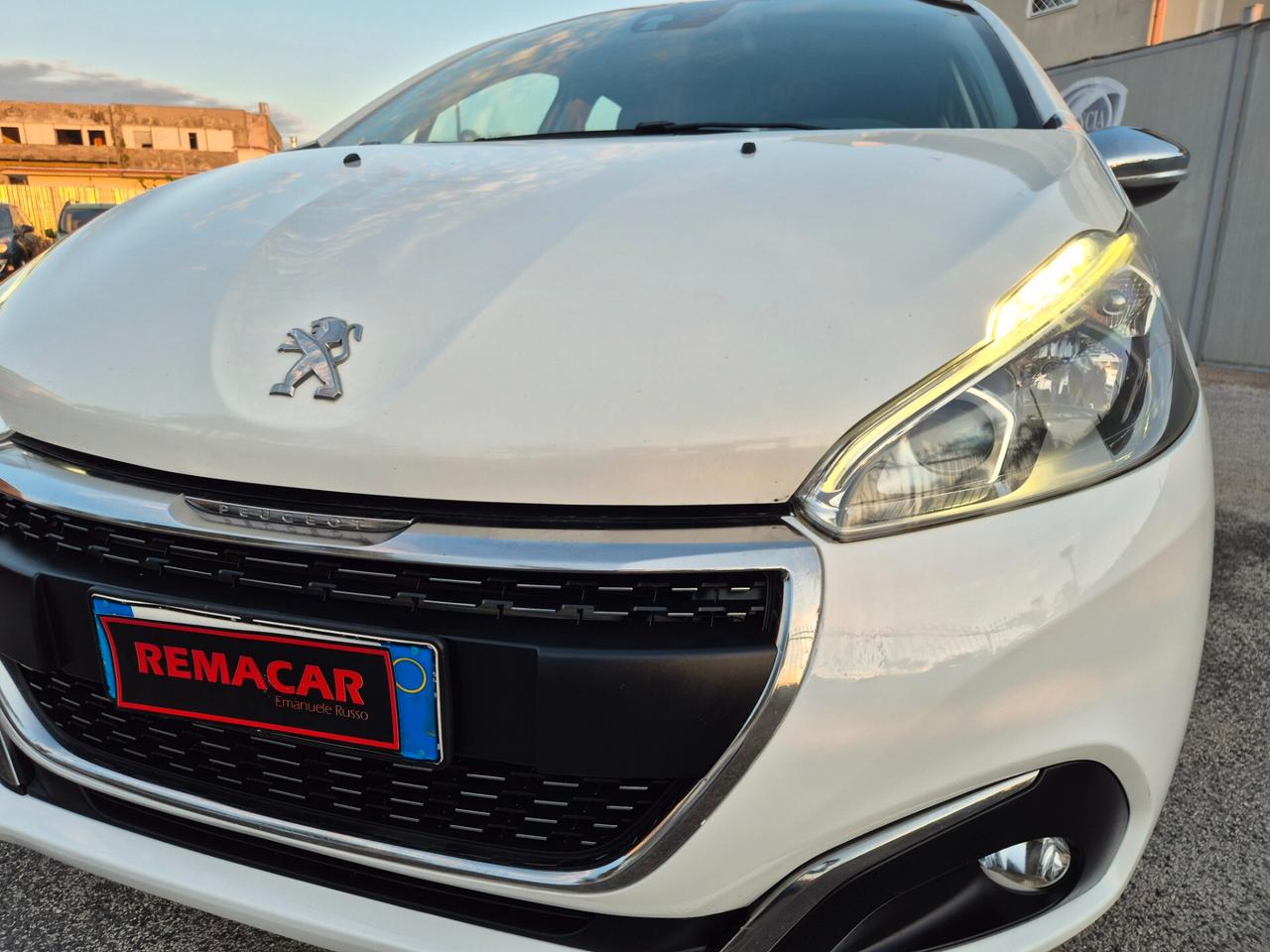 Peugeot 208 RESTAYLING 1.6 TDI 75 CV Allure FULL