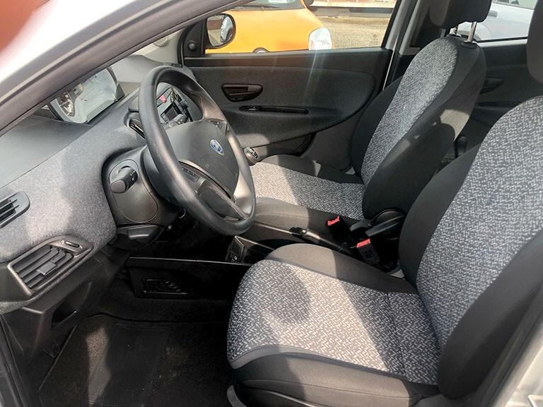Lancia Ypsilon 1.2 69 CV 5 porte GPL Ecochic Elefantino Blu