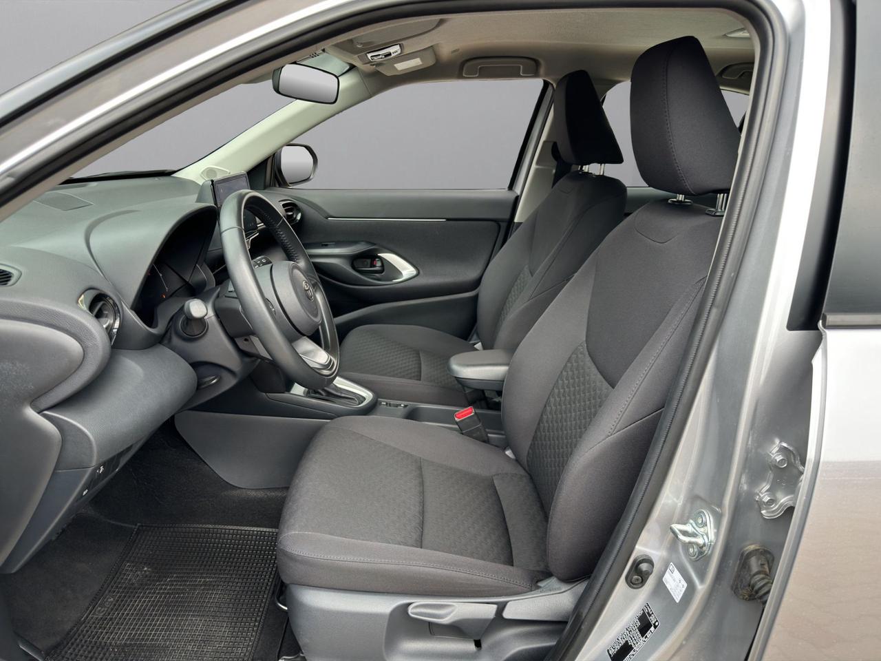 Toyota Yaris Cross 1.5h Active fwd 115cv e-cvt