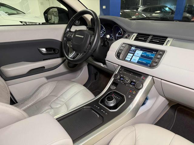 LAND ROVER Range Rover Evoque 2.2 TD4 5p. Pure