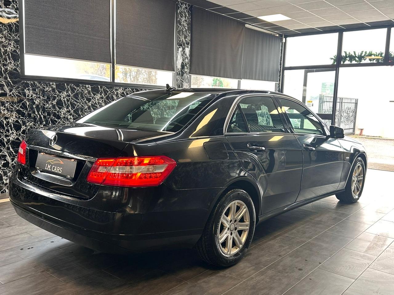 Mercedes-benz E 200 CDI BlueEFFICIENCY Elegance