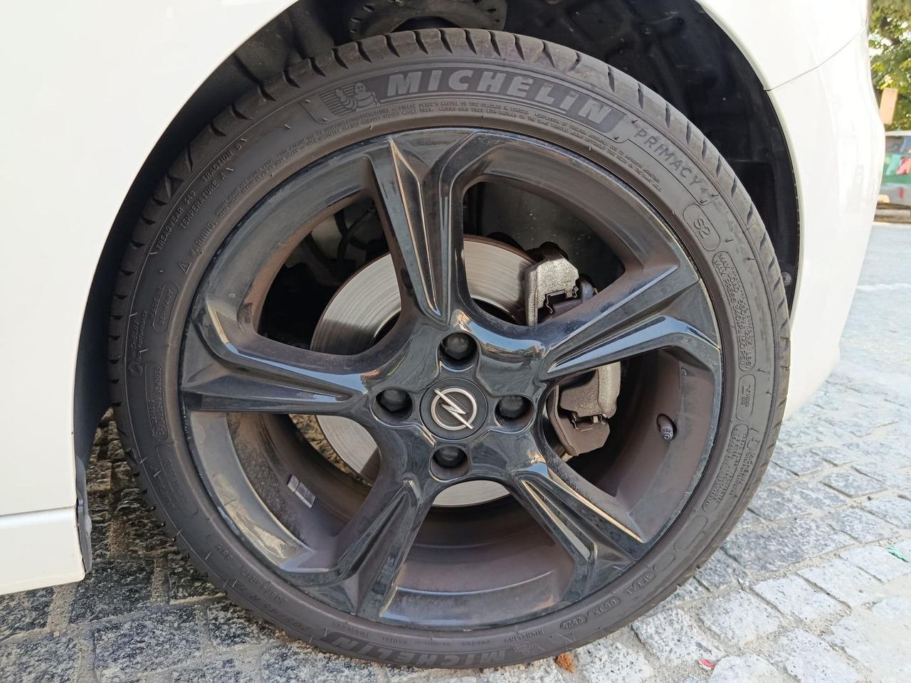 Opel Corsa 1.2 GS Line Direct Injection Turb #6980