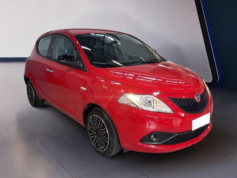 Lancia Ypsilon III 2015 1.0 hybrid Gold s&s 70cv