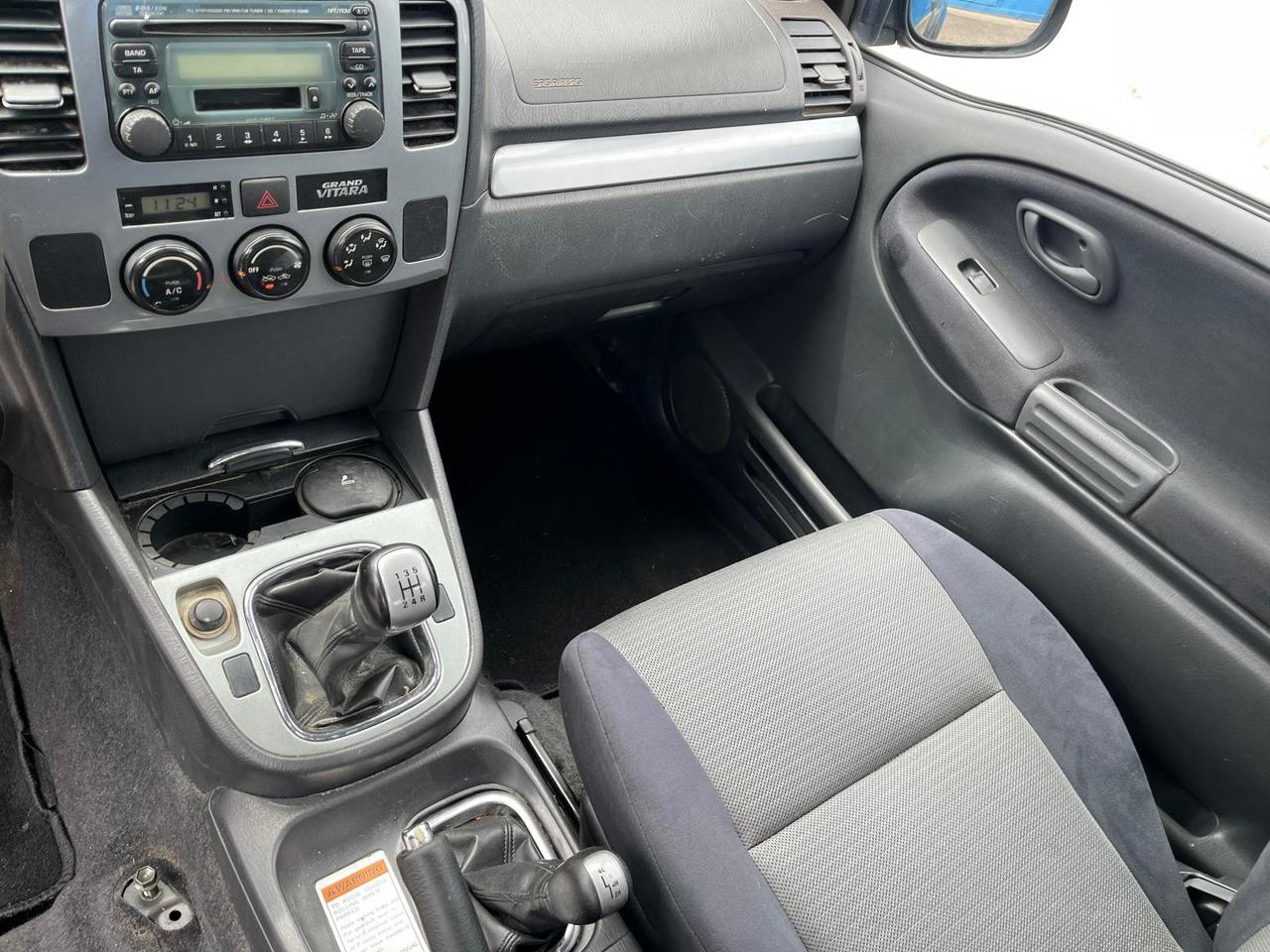 Suzuki grand vitara 3 P-2.0 td-4x4-2003