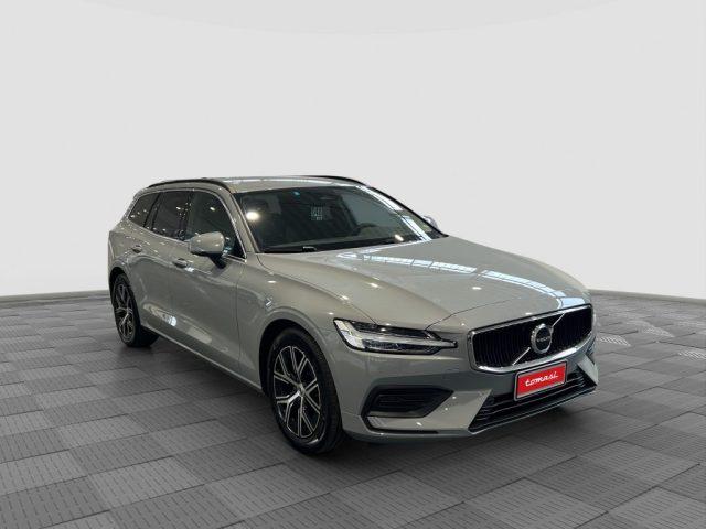 VOLVO V60 V60 B4 (d) automatico Core