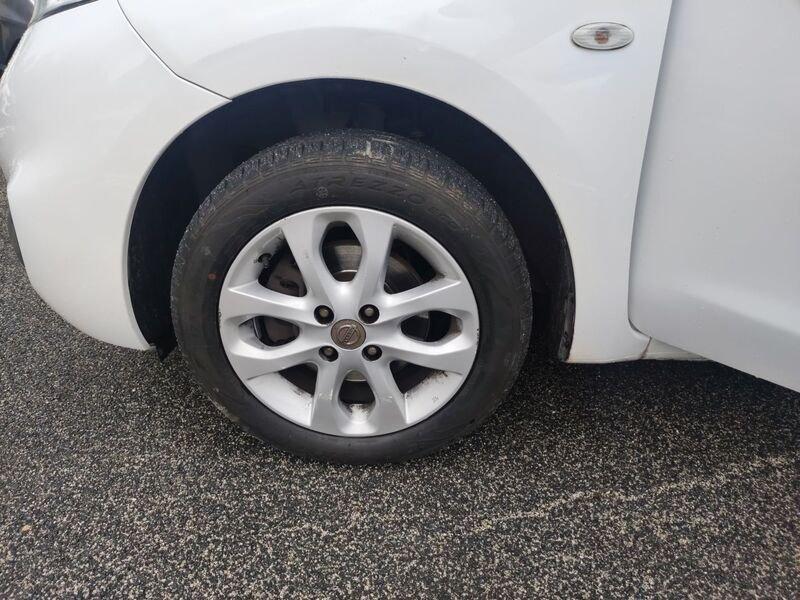 Nissan Micra IV 2013 1.2 Acenta eco Gpl E6