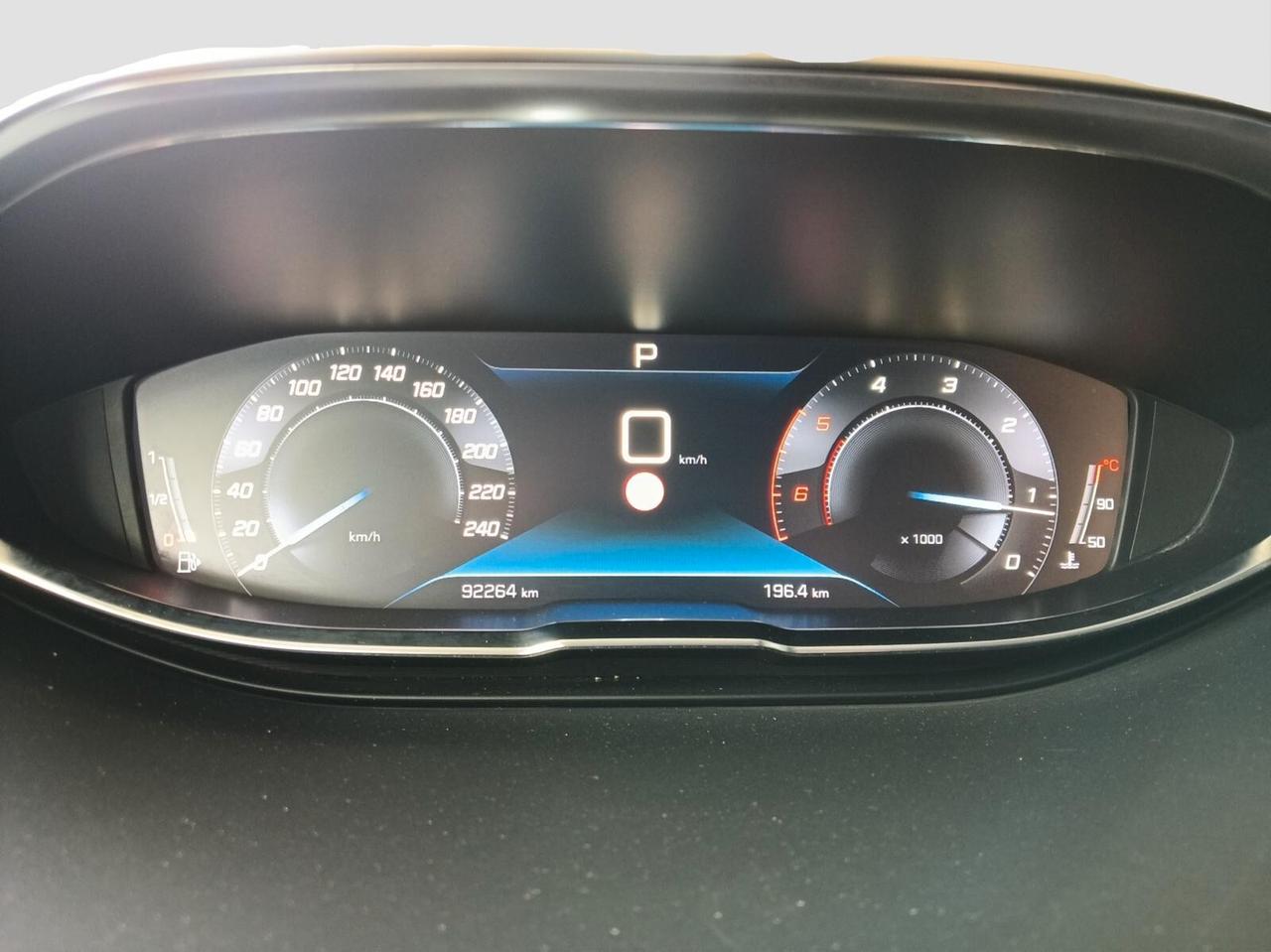 Peugeot 3008 BlueHDi 130 S&S EAT8 Allure