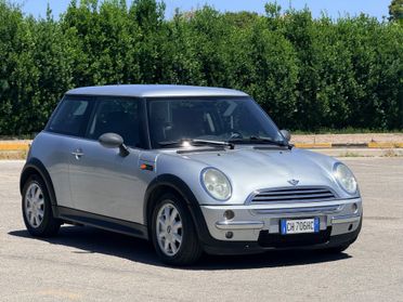 Mini Cooper 1.4 diesel