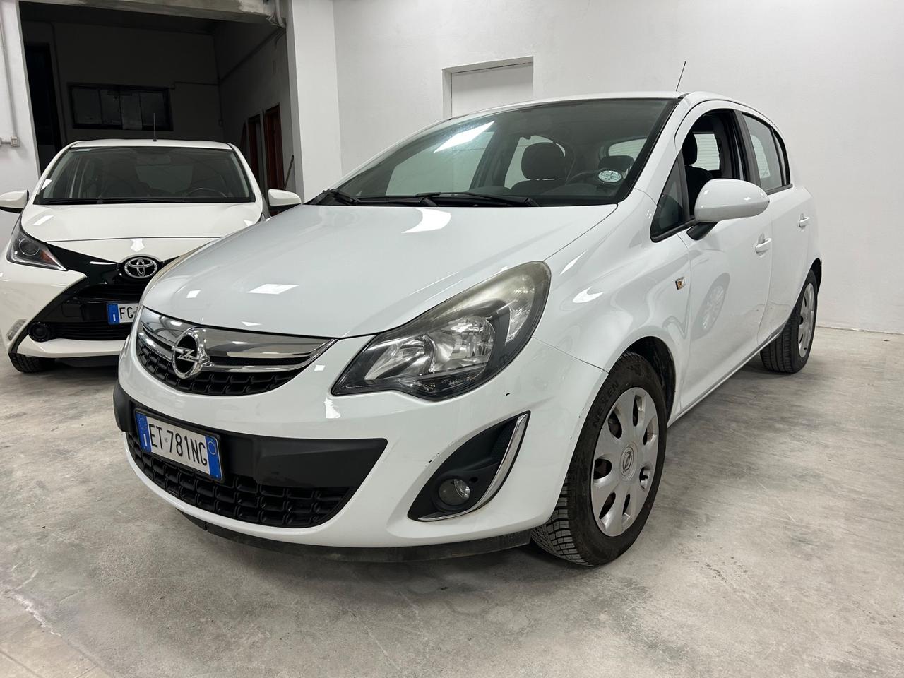 Opel Corsa 1.2 5 p solo 49mila km