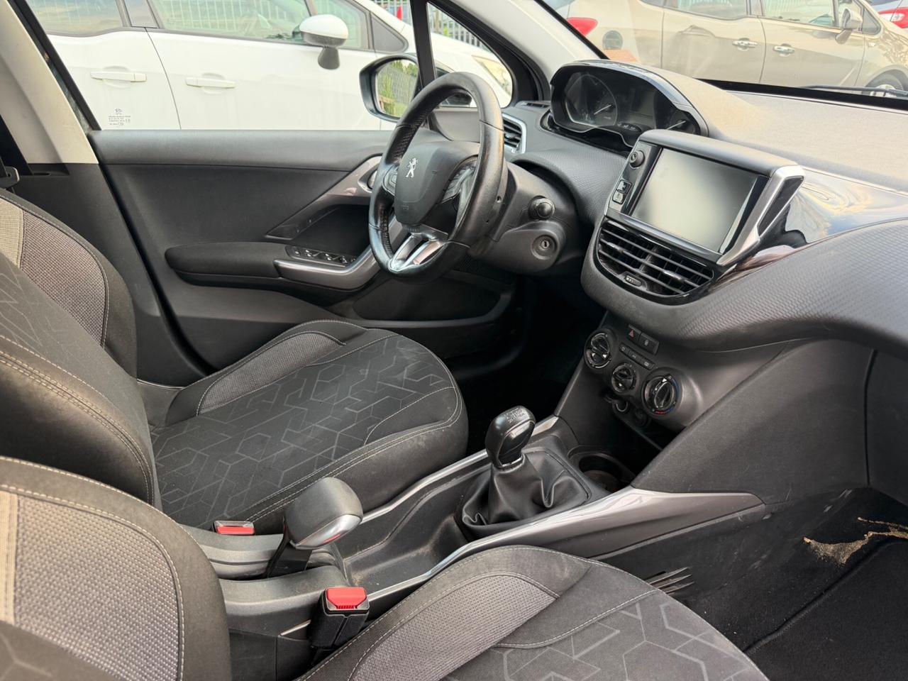 Peugeot 2008 PureTech 82 Allure