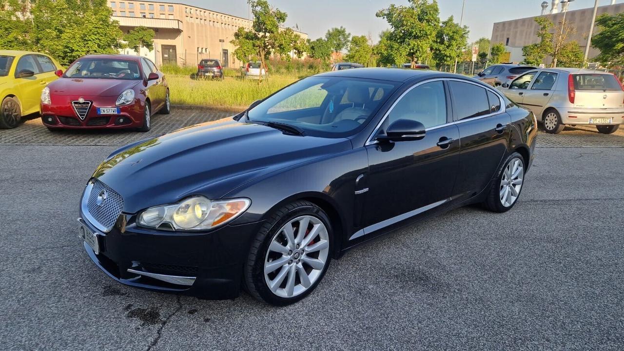 Jaguar XF 3.0 DS V6 Premium Luxury