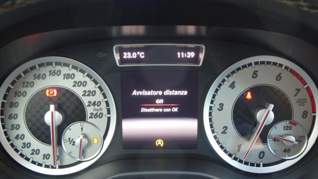 MERCEDES-BENZ A 180 Sport