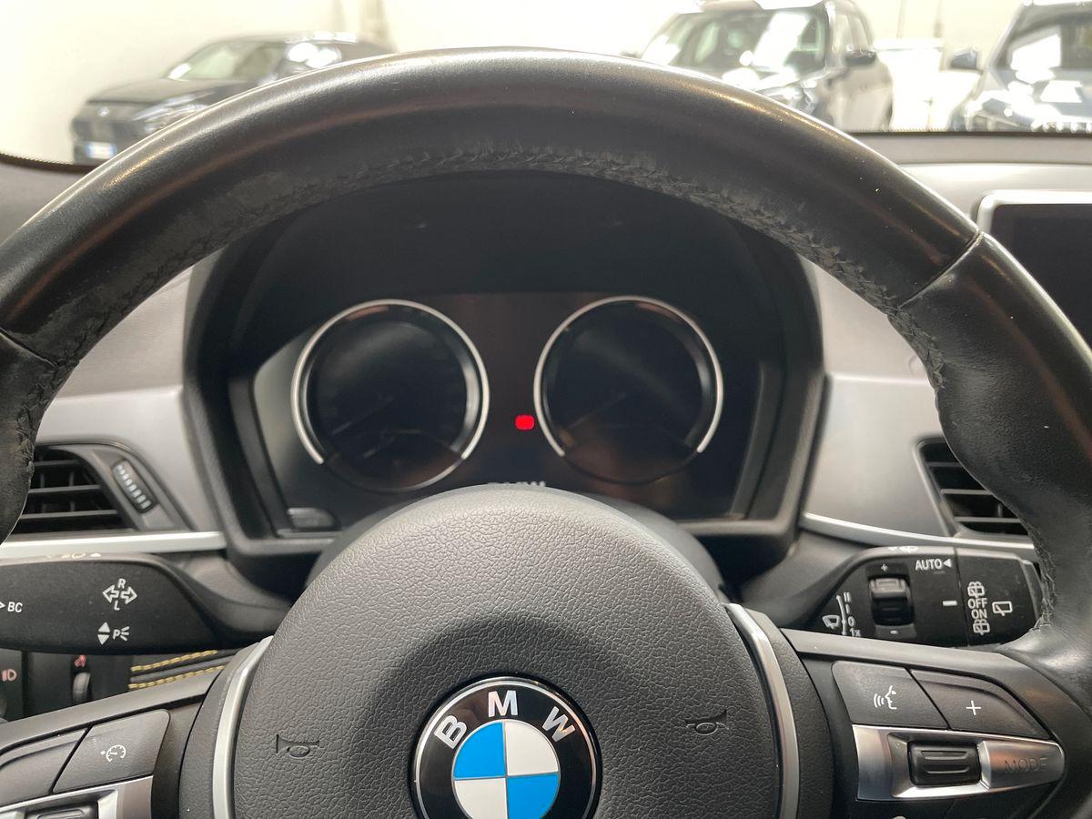 BMW X2 F39 - X2 sdrive18i Goldplay Edition 136cv auto