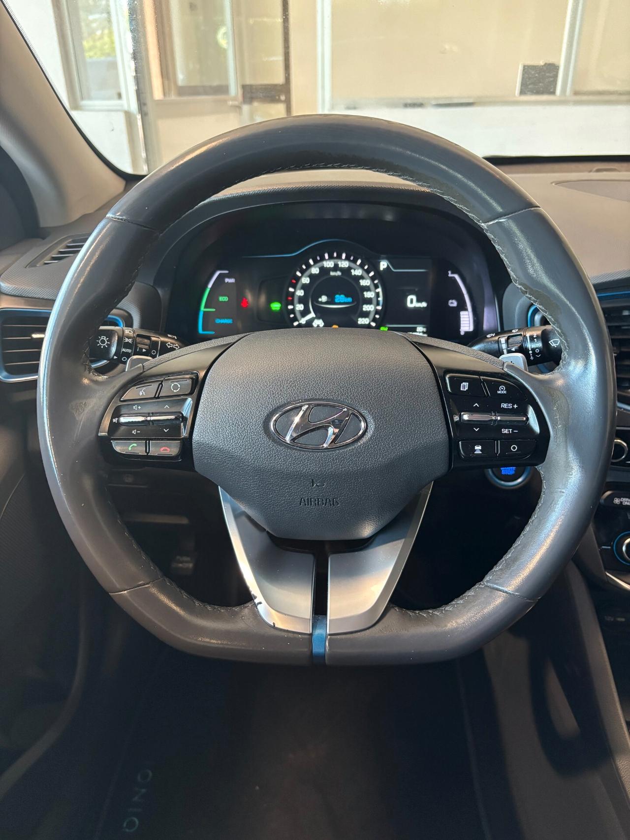 Hyundai IONIQ 1.6 hybrid Style 6dct*TAGLIANDI CERTIFICATI*NAVI