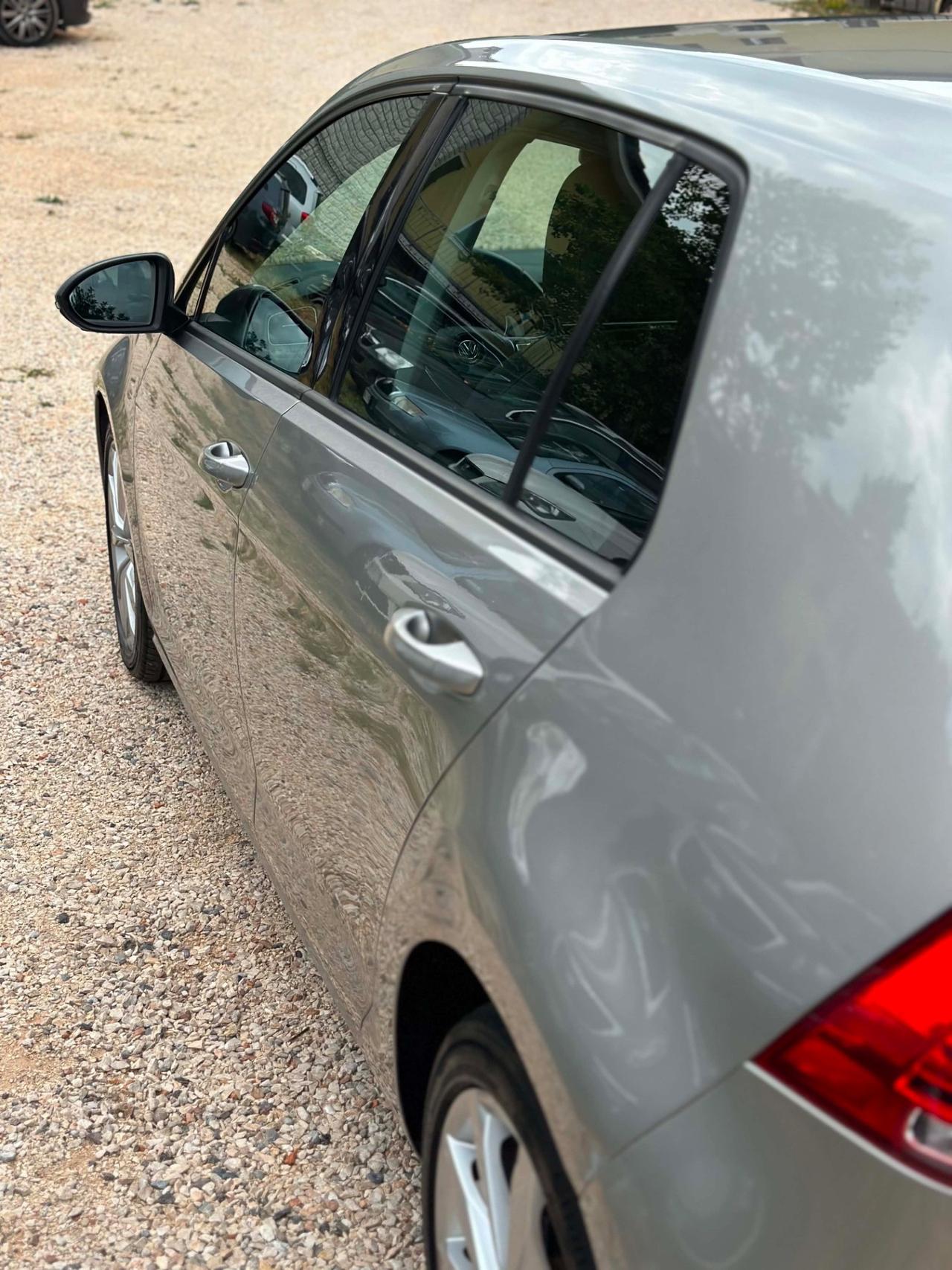 Volkswagen GOLF 2.0 TDI 5p. HIGHLINE SEDILI PELLE KMCERT