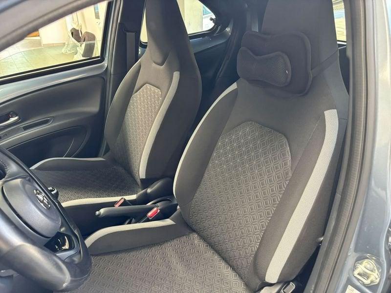 Toyota Aygo X 1.0B (72 CV) Active