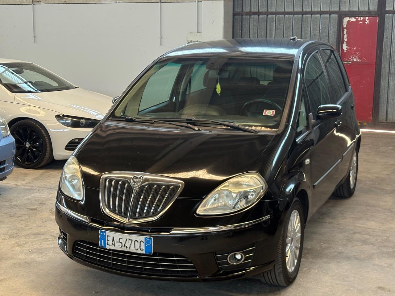 Lancia MUSA 1.4 16V Poltrona Frau