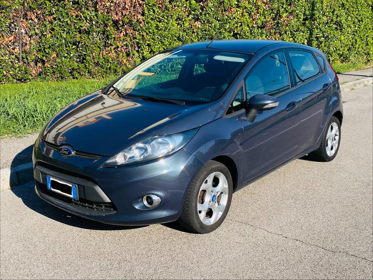 Ford Fiesta Ikon 1.4 16V 5p.Bz.- GPL Business
