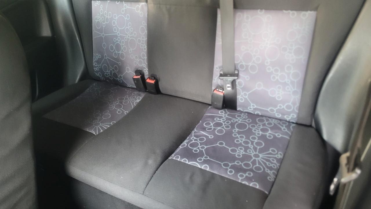 Ford Fiesta 1.2 BENZINA