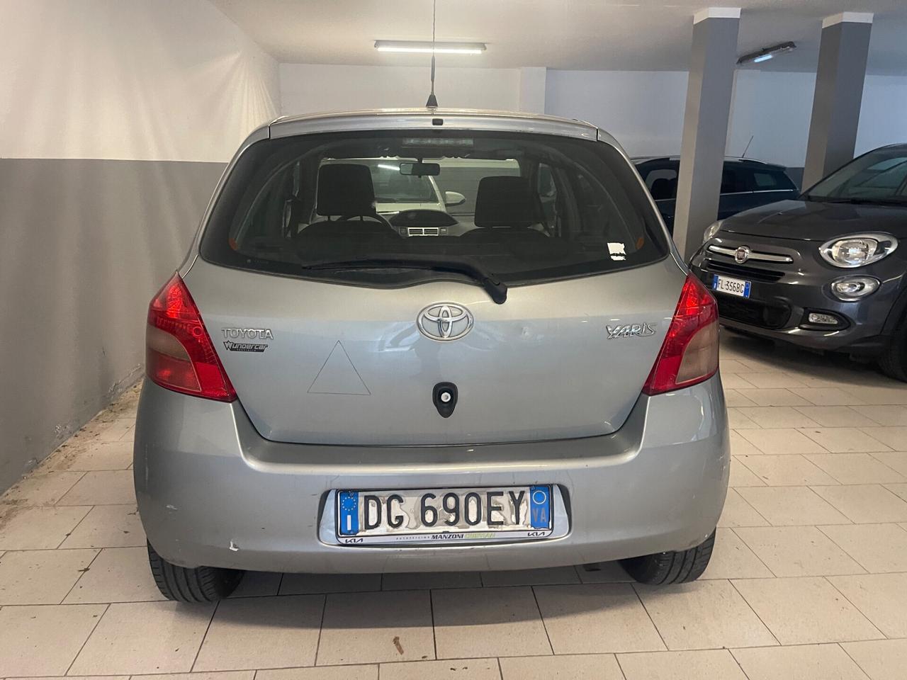 Toyota Yaris 1.3 5 porte Sol
