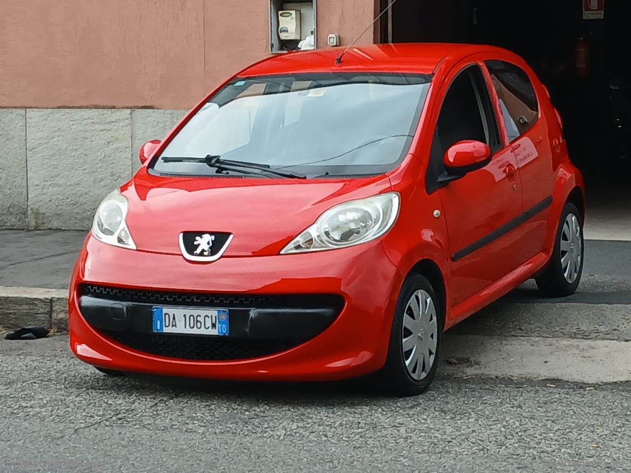 PEUGEOT 107 1.0 68 CV 5p. Plaisir 2Tronic
