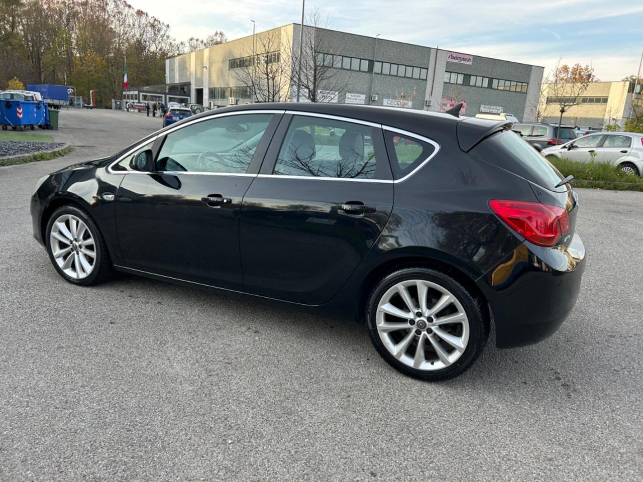 Opel Astra 1.6 115CV 5 porte Elective