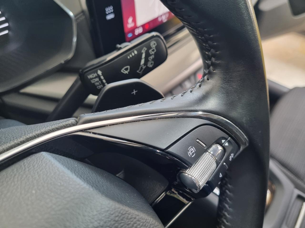 Skoda Octavia 1.5 G-TEC DSG Wagon FULL LED, NAVI