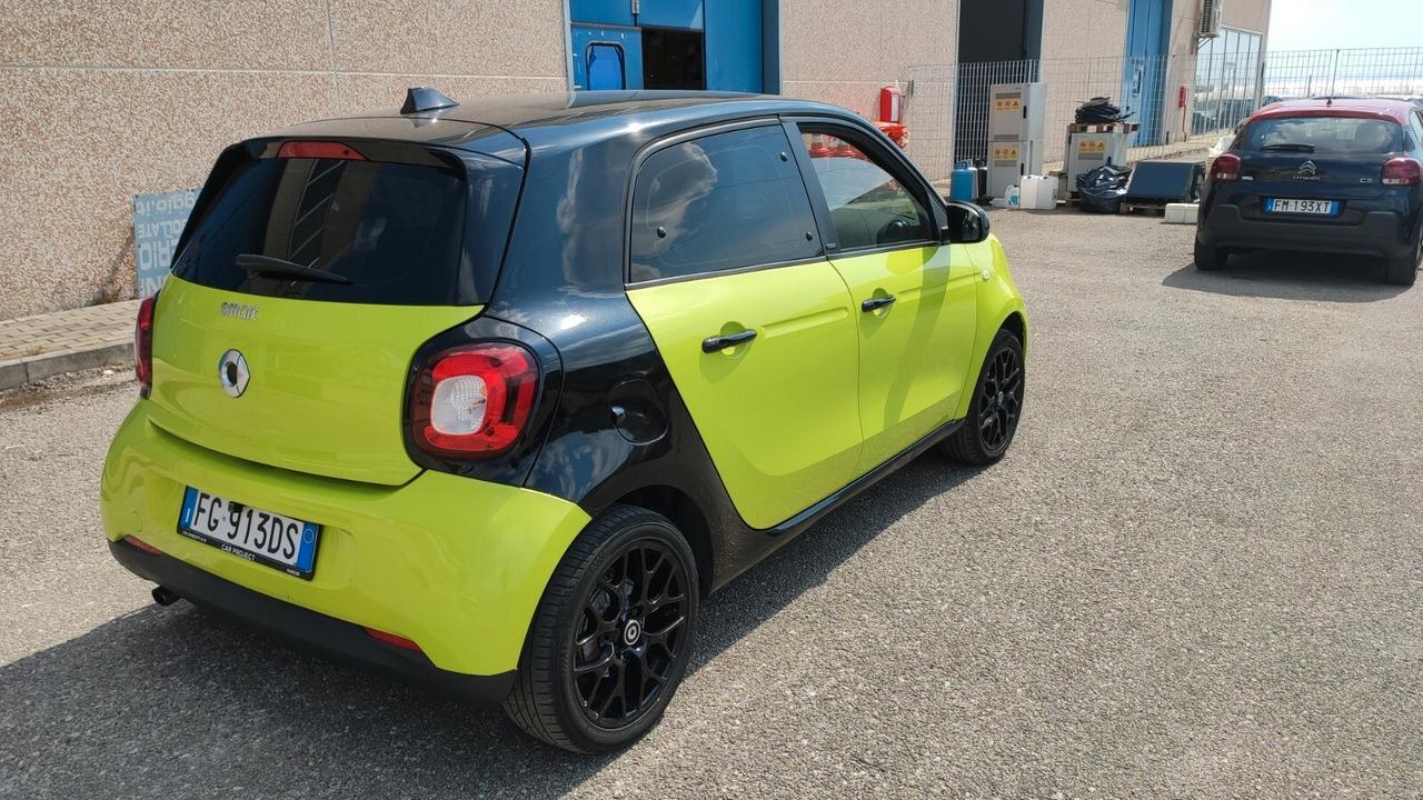Smart ForFour 70 1.0 Prime