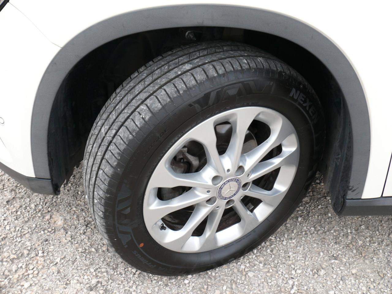 Mercedes-benz GLA 200 GLA 200 d - (M1324)