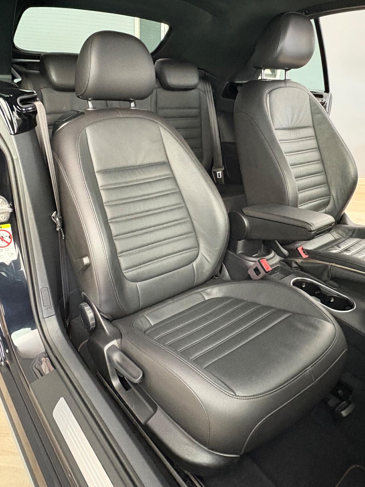VW Beetle Maggiolino 1.4 TSI DUNE cabriolet