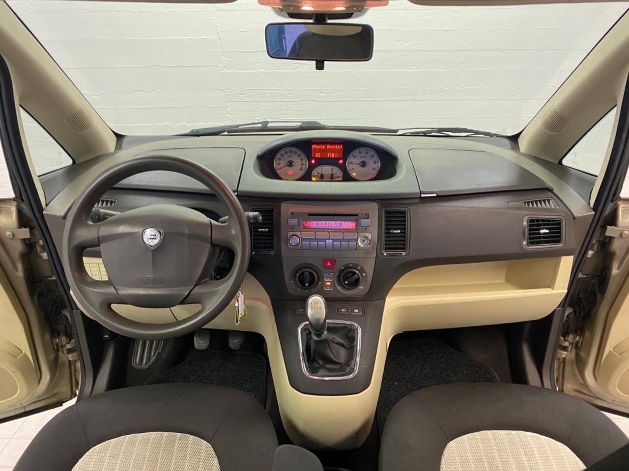 Lancia MUSA 1.4 16V Platino Plus