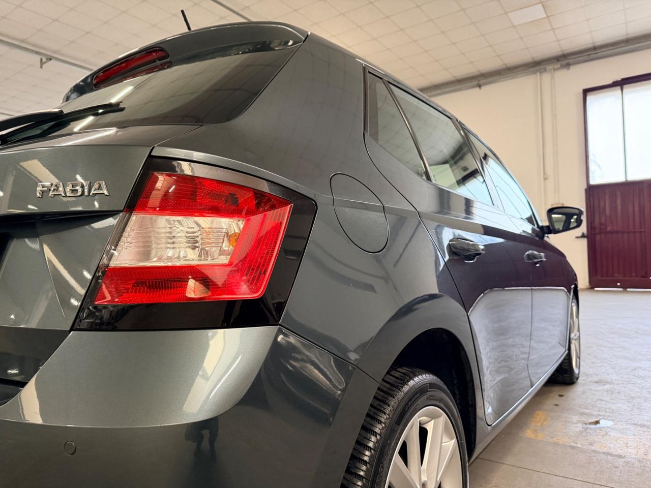 Skoda Fabia 1.4 TDI 75 CV Twin Color Design Edition Nero