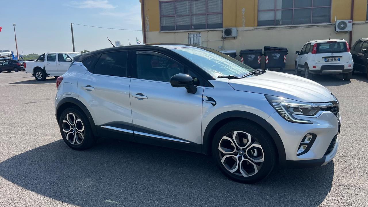 Renault Captur Plug-in Hybrid E-Tech 160 CV Intens