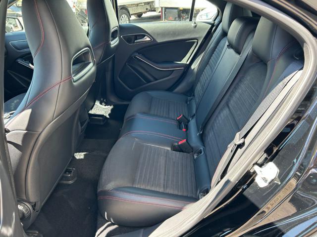MERCEDES-BENZ A 200 CDI Automatic 4Matic Premium