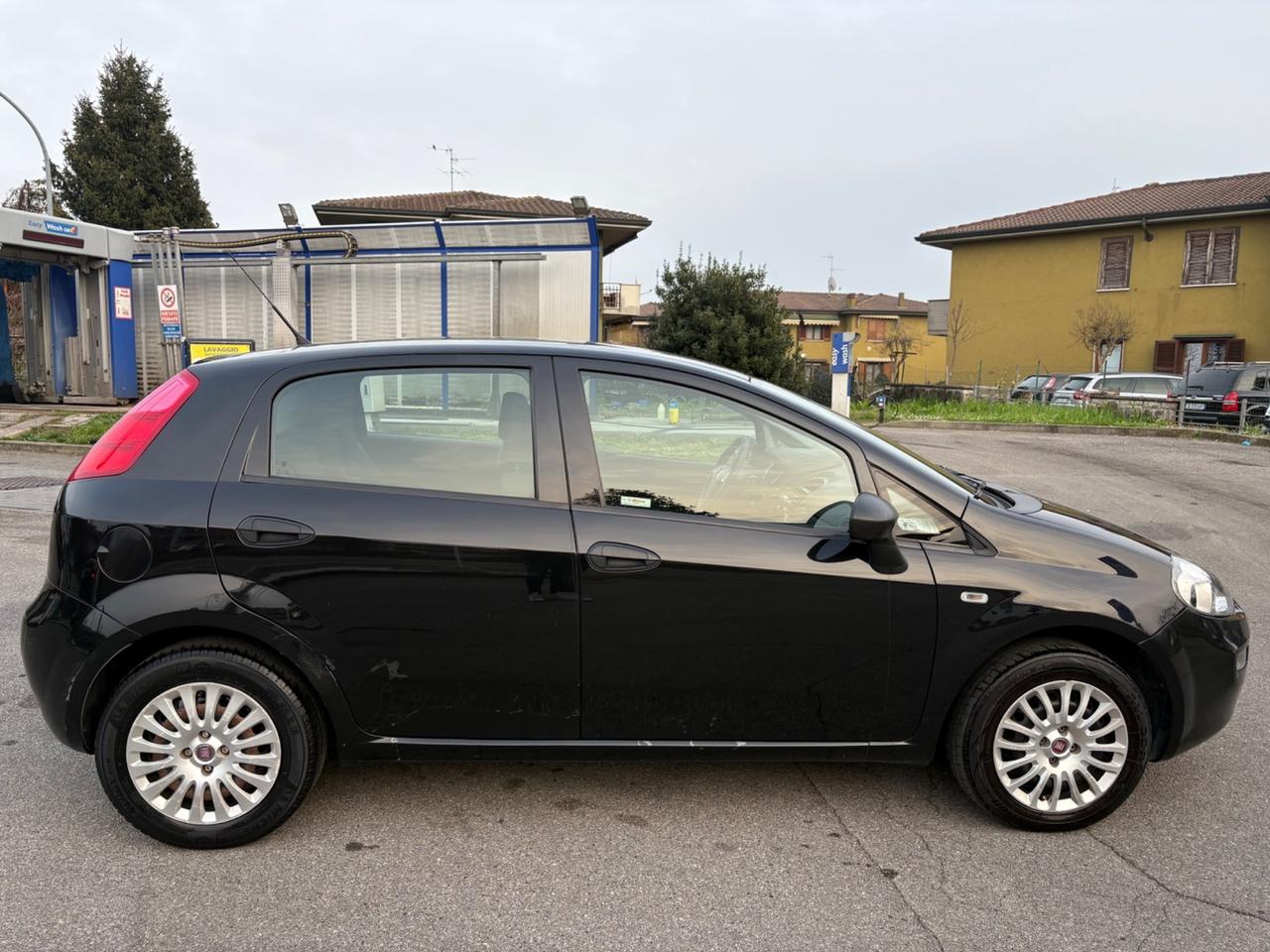 Fiat Punto 1.2 8V 5 porte Street