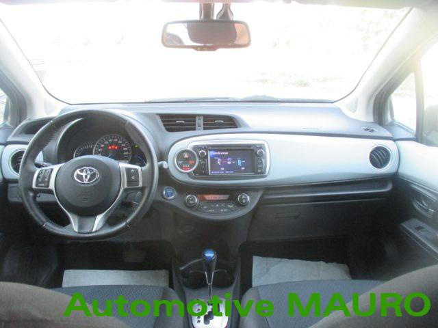 TOYOTA Yaris 1.5 Hybrid 5 porte Lounge - NEOPATENTATI
