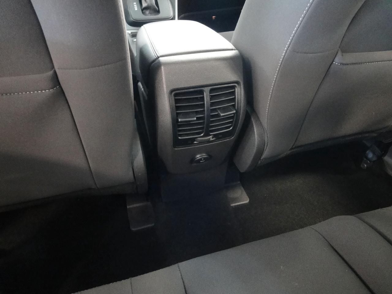 Ford Kuga 2.0 TDCI 150 CV S&S 4WD Powershift Business